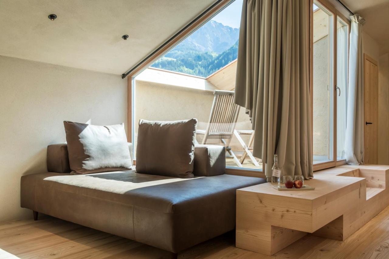Hotel Bad Schoergau Sarentino Buitenkant foto