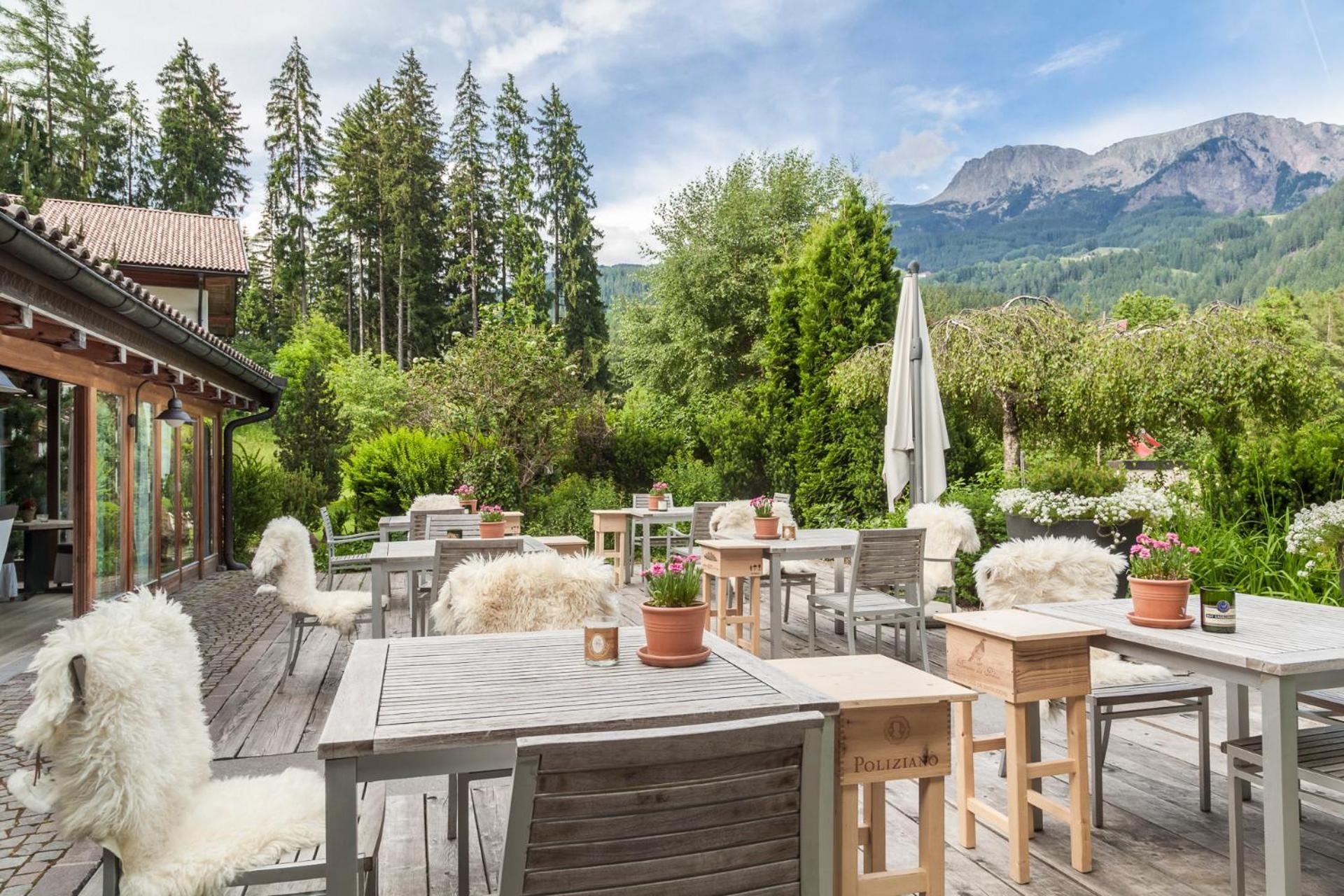 Hotel Bad Schoergau Sarentino Buitenkant foto