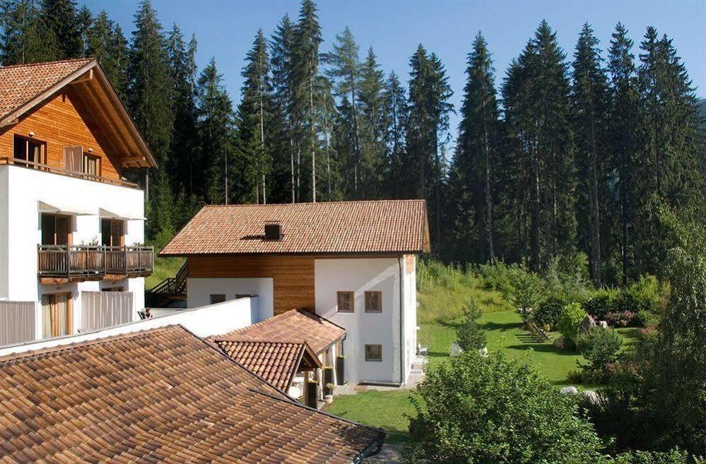 Hotel Bad Schoergau Sarentino Buitenkant foto