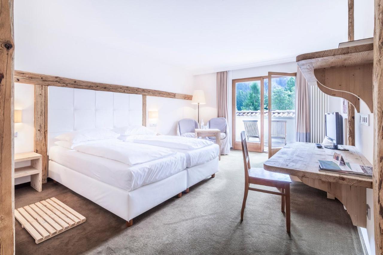 Hotel Bad Schoergau Sarentino Buitenkant foto